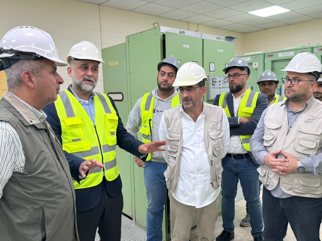 الخرابشة والبطاينة يتفقدان محطة العقبة 400 ك.ف